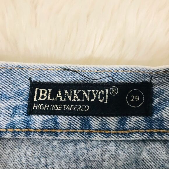 BLANK NYC High Rise Lace Up Ankle Jeans Tapered Leg Raw Hem Distressed Size 29 - Picture 7 of 16